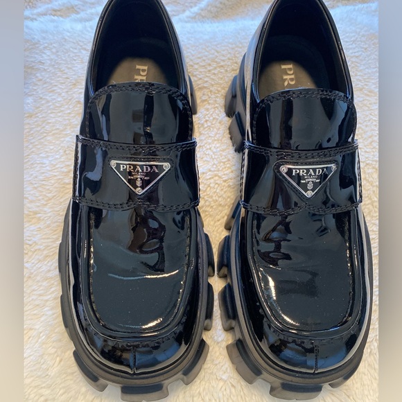 Prada pattent loafers - Picture 1 of 13